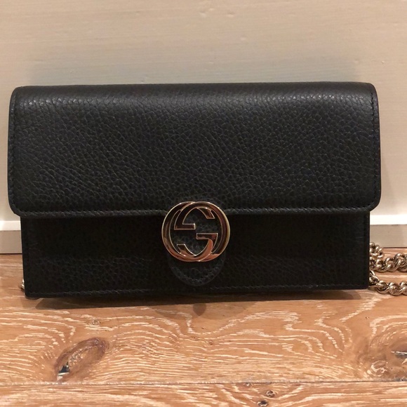 gucci small wallet on chain